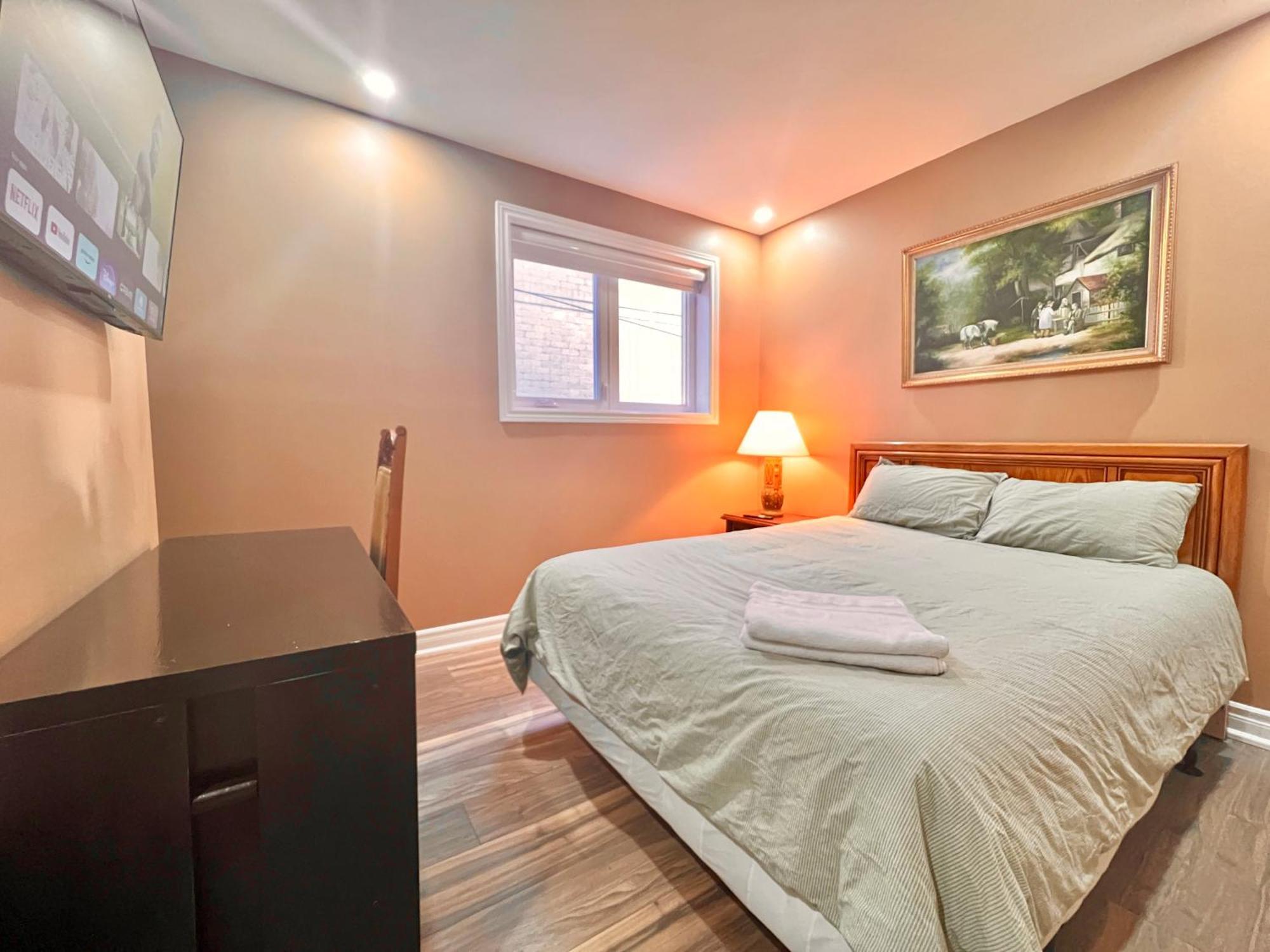 Upgraded Rooms With Bath 7-Min To Subway Near Downsview Rogers Stadium Торонто Экстерьер фото